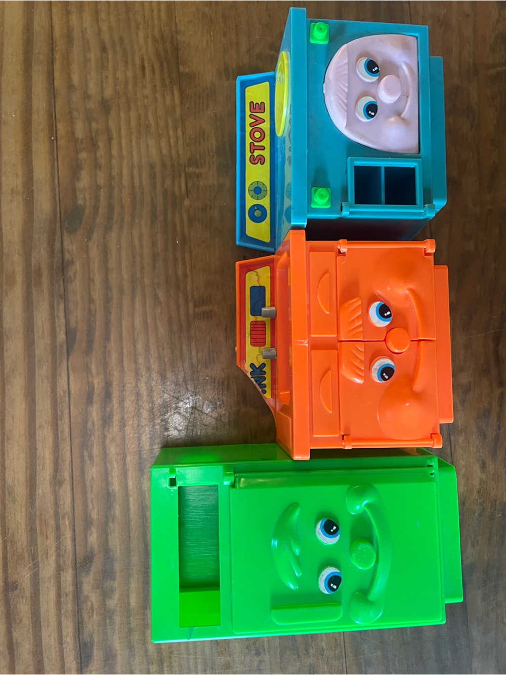 Vintage 1979 happy face kitchen place at dollhouse furniture, retro kids toys